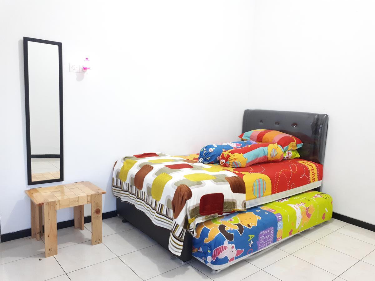 Villa Fifari - 5 Kamar Tidur, 3 Kamar Mandi 바투 외부 사진